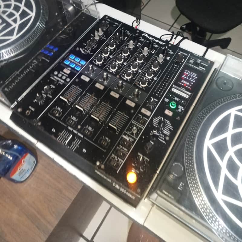 2010s Pioneer DJM-900NXS Nexus 4-Channel DJ Mixer with Effects…