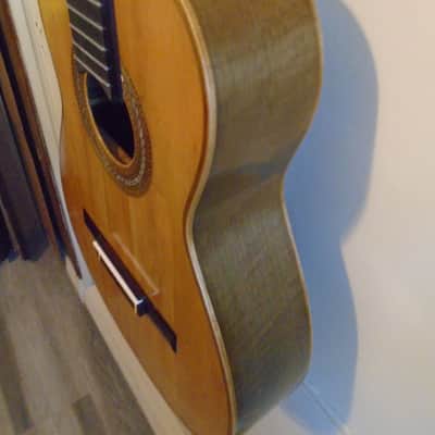 Viuda De Santos Hernandez Guitarrería labeled guitar image 7