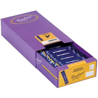 Vandoren Bb Clarinet Traditional Reeds Strength 3.5, Box of 50 image 2
