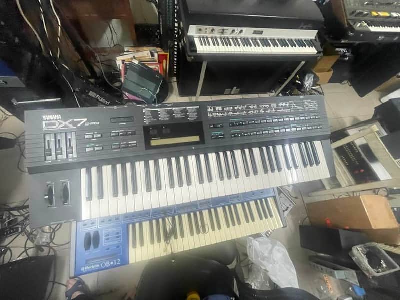 Yamaha DX7IIFD 16-Voice Synthesizer with Floppy Drive *New Internal Battery* image 1