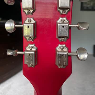 Gibson SG Deluxe 1998, Bigsby image 11