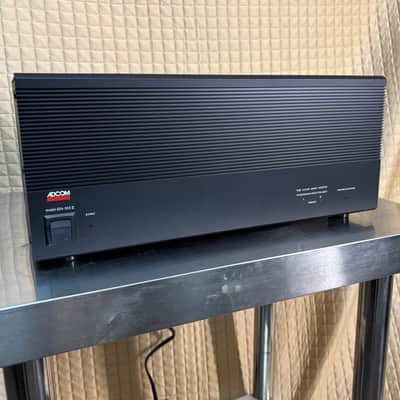 Adcom GFA-555 II stereo power amplifier image 8