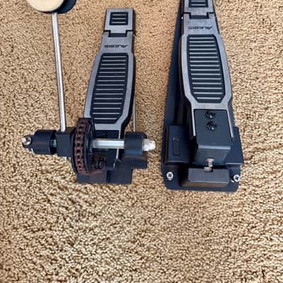 Alesis COMMAND Bass Drum/Electronic Drum Kick Pedal w/ Beater & Hi Hat Pedal (STUDIO GEARS) image 2