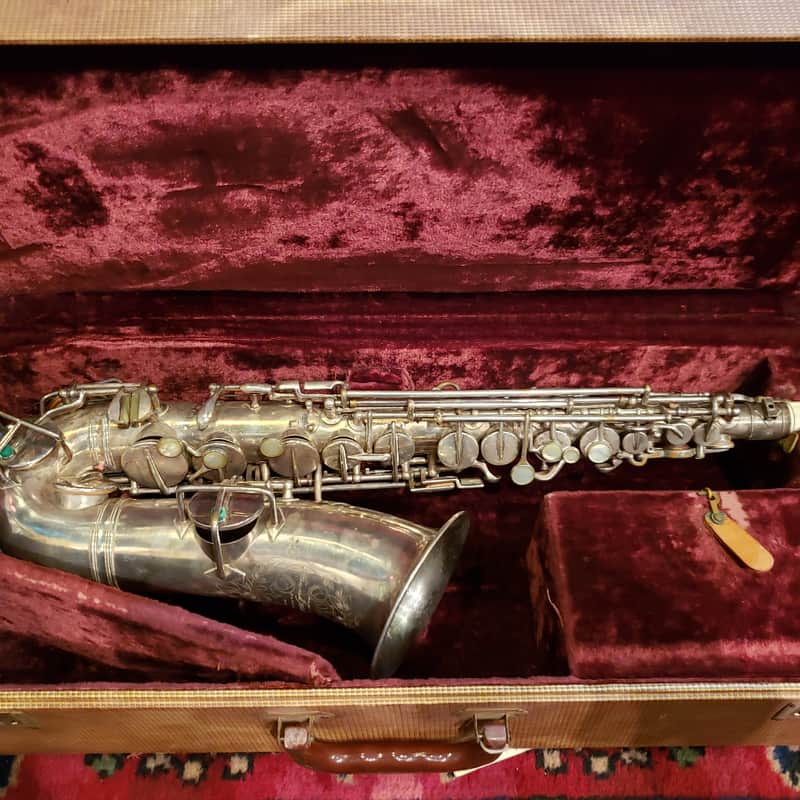 1914 Frank Holton Alto Saxophone - 22XXX image 1