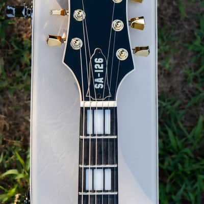EVH SA-126 Special QM - Tobacco Sunburst EVH SA-126 Special Semi-Hollow Electric guitar - UNPLAYED in Case image 9