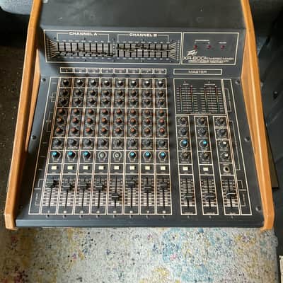 Peavey xr-800 powered mixer image 1