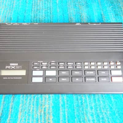 Yamaha RX21 Digital Rhythm Programmer / Drum Machine w/ AC Adapter - E132 image 2