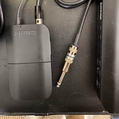 Shure BLX14 Wireless Guitar Sysytem Band H10(542-572) 2025 - Black image 4