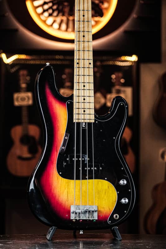 1980 Harmony Model H830S P-Bass sunburst image 1