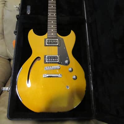 Reverend Manta Ray 2007 - Gold image 1