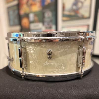 Leedy 5X14 6 Lug Snare Drum - 1965 - White Marine Pearl image 5