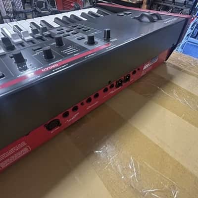 Roland V-Stage 88 Digital Stage Piano 2025 - Present - Black image 5