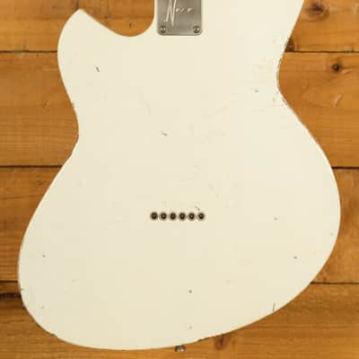Novo Select Serus T | Olympic White - Tortoise Shell Pickguard image 2