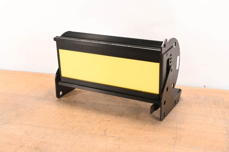 Chroma-Q Chroma-Q Studio Force V 12 Phosphor Variable White LED Fixture