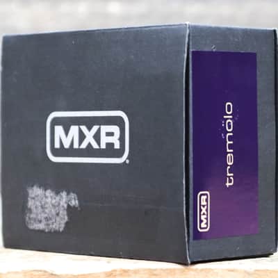 MXR M305 Tremolo Six Well-Crafted Waveforms Full Range Tremolo Effect Pedal image 8