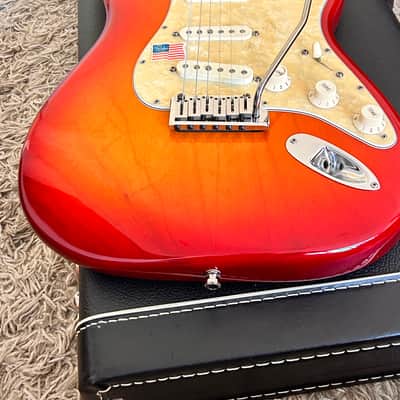 Fender American Deluxe Ash Stratocaster 2005 - Cherry Sunburst image 18