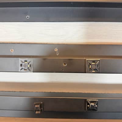 Pedaltrain JR MAX Pedalboard with Tour Case – Lightweight Aluminum Guitar Effects Pedal Board System image 16