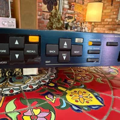 Yamaha SPX2000 Professional Multi-Effect Processor 2010s - Blue image 4