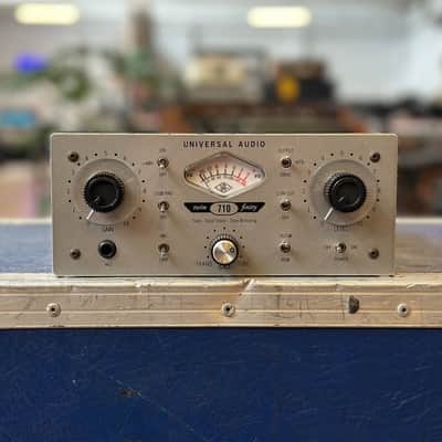 Universal Audio 710 Twin-Finity image 1