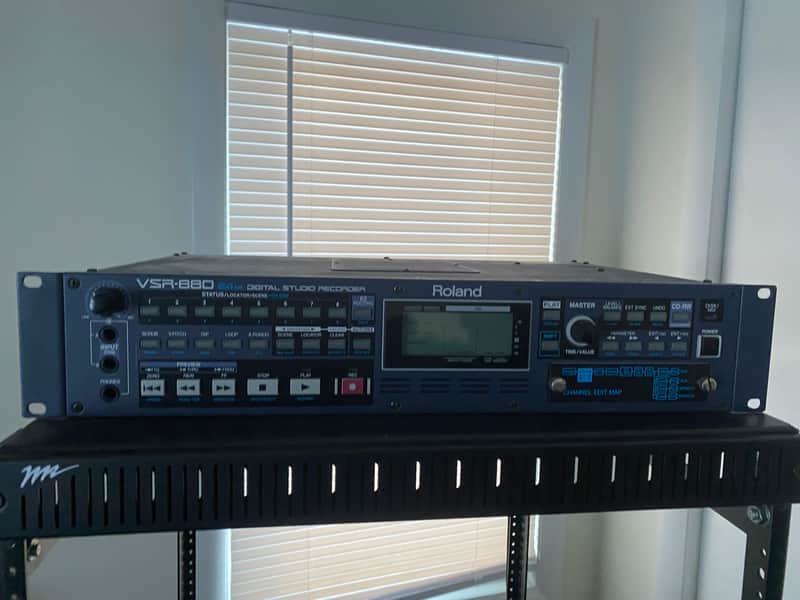 Roland VSR-880 Digital Studio Recorder Rackmount | Reverb