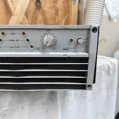 Crown Macro-Tech 5000 2 Channel Power Amplifier - READ - #0434 - CH 1 @ 40% image 3