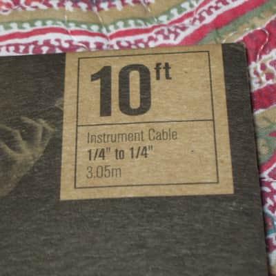 TWO new in package D'Addario Classic Series Instrument Cable Straight to Straight, 10ft. PW-CGT-10, Black / ultra-pure, oxygen-free copper coaxial conductor with dense spiral shielding in a low capacitance design / Double molded plug design image 9