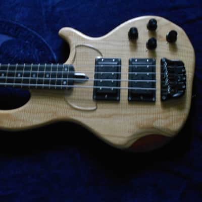 Wal MK 3 2016 Rippled Ash facings - Mahogany body image 2