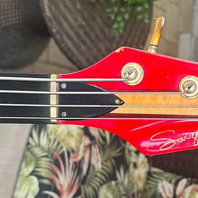 Peavey Rudy Sarzo Signature Bass w/ Peavey Leather Case! image 3