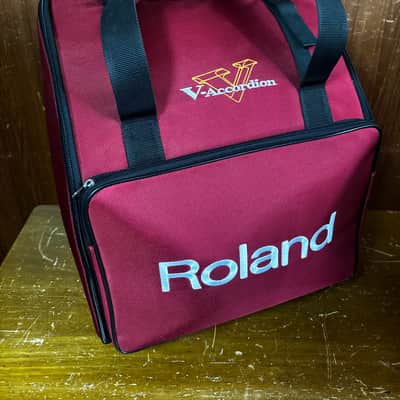 Roland FR-1xb Button-type V-Accordion Black w/ gig bag image 14