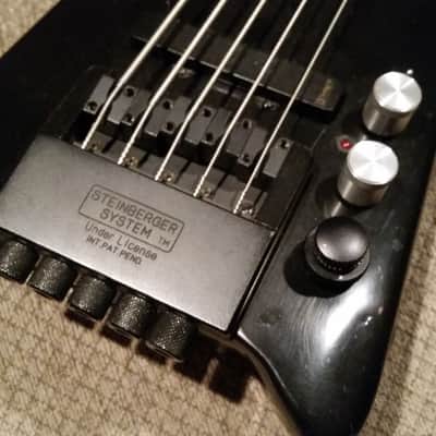 Hohner B2AV 5 string headless bass image 7
