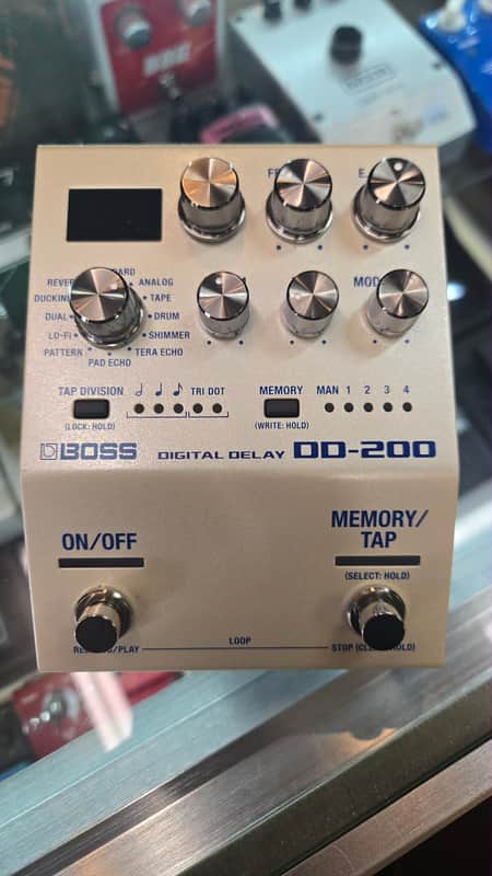 Boss DD-200