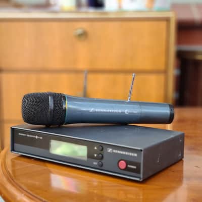 Sennheiser True Diversity Receiver EK100 +Handheld skm100 image 7