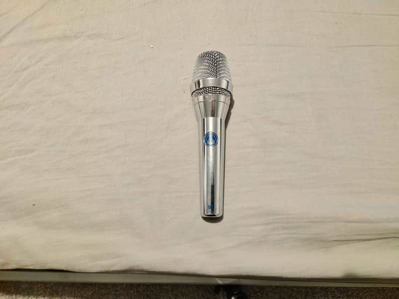 AKG D7S LTD Chrome/Silver dynamic vocal microphone image 1