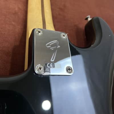 Fender Player Series Stratocaster 2020 - Black image 10
