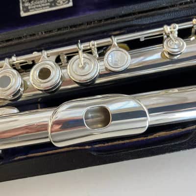 Vintage 1971 W.S Haynes Handmade Solid Silver Flute, New Pads; with Case image 5