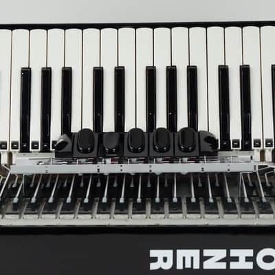 Hohner Bravo III 72 (34/72 LMM) image 2