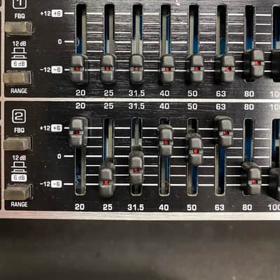 Behringer Ultragraph Pro FBQ3102 31-Band Stereo Graphic EQ image 4