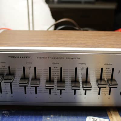 Restored Realistic 5 band Graphic Equalizer 31-1987 (7) image 2