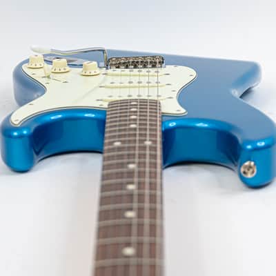 Fender MIJ 2017 Stratocaster in Lake Placid Blue – Minty Clean Classic, Ready to Rip image 10