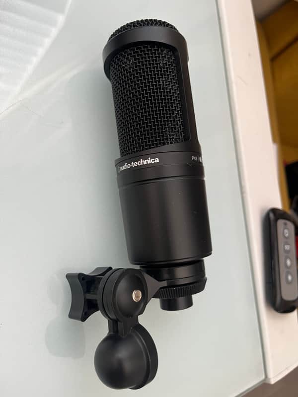 Audio-Technica AT2020 Large Diaphragm Cardioid Condenser Microphone 2010s - Black image 1