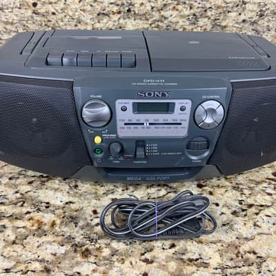Sony CFD-V17 CD Radio Cassette Corder Boombox image 1
