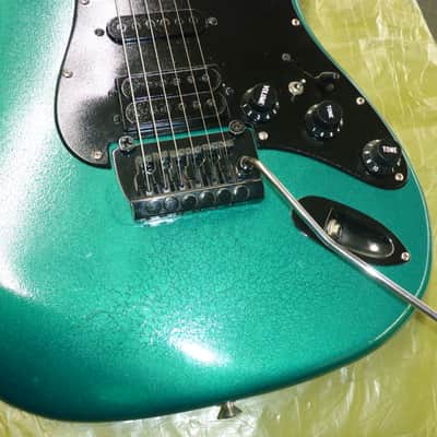 Applause HSS , Strat Style : 2 Vol, 1 Tone , 5 Way Switch , Mini Toggle Locking Tremolo - Re-Painted Crackle Green image 5