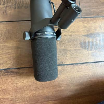 Shure SM7B Cardioid Dynamic Microphone SM 7B image 3