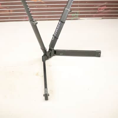 Ultimate Support V-Stand Pro V-Style Keyboard Stand Black image 7