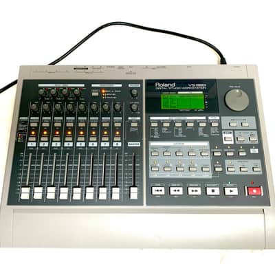 Roland VS-880 Digital Studio Workstation 1996 - 1998 - Gray /Changed to SD card image 2