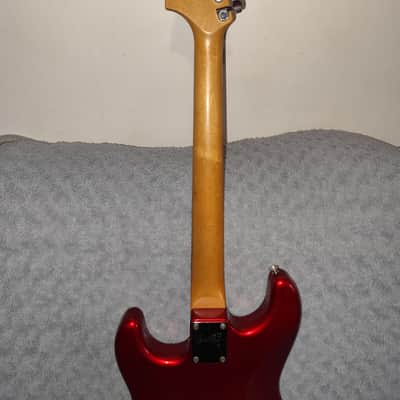 Squier Stratocaster 2004 - Metalic Red image 10