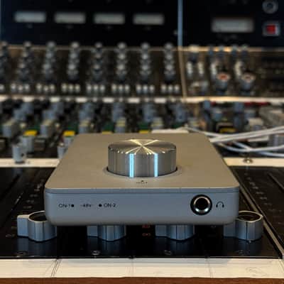 Apogee Duet Firewire Audio Interface 2000s - Silver image 2