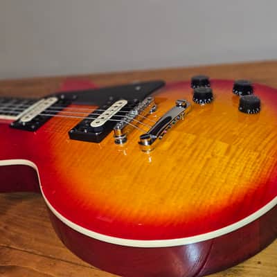 2008 Les Paul Standard-Cherry Sunburst-with many upgrades-tech set up, Gator case & strap image 3