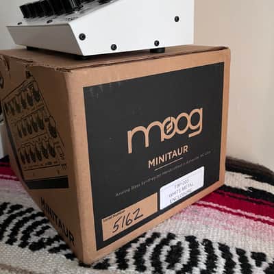 Moog Minitaur Limited Edition White mint condition with box. image 9