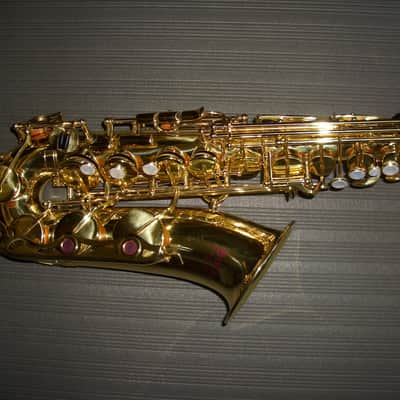 Yamaha YAS-32 Intermediate Alto Sax image 2